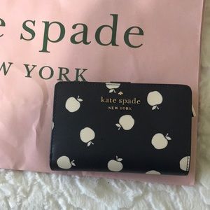 Kate Spade wallet- like new